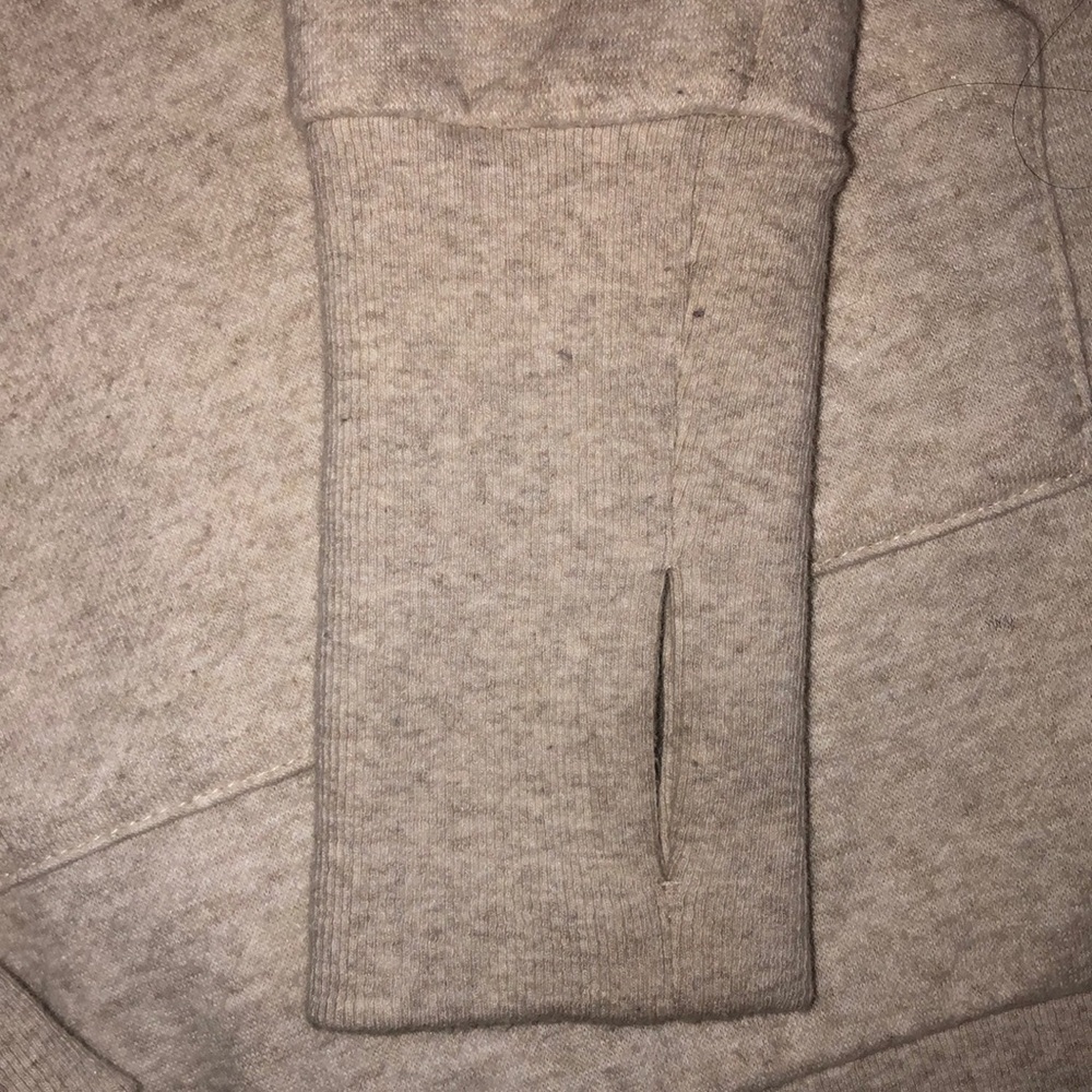 Sweatshirt - Picture 4 of 4